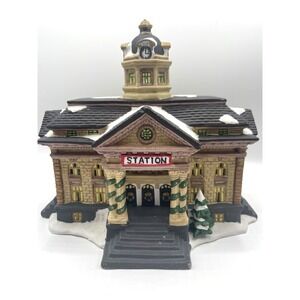 Victorian Village 1998 Station Building Christmas Holiday Decor-Tree missing
